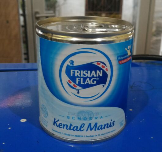 KENTAL MANIS FF. PUTIH KALENG 370gr 8992753101207