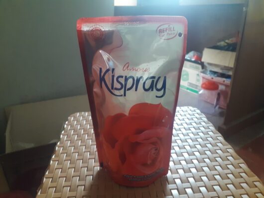 KISPRAY REFIL AMORIS MERAH 300ml 8992772198011